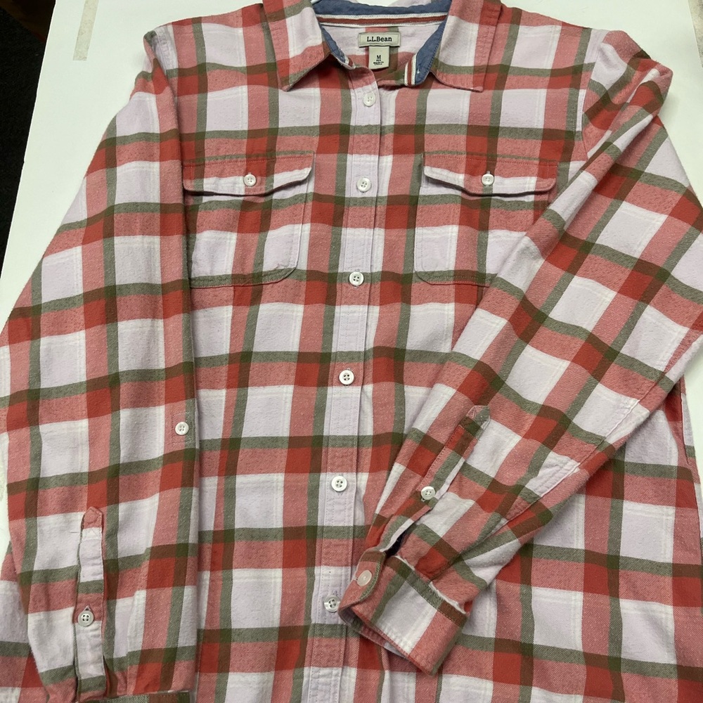 L.L. Bean women’s light Red and Green and white flannel Plaid Shirt